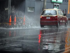 No guarde el paraguas; continuarán las lluvias