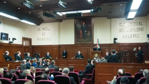 Ministros de la Corte se ‘salvan’ de ganar menos que AMLO en 2019
