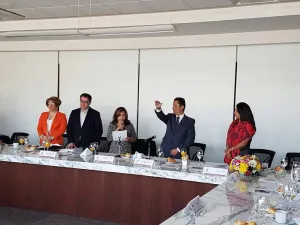 Rinde protesta Carlos Loeschmann M. como secretario del Sistema Nacional de Transparencia