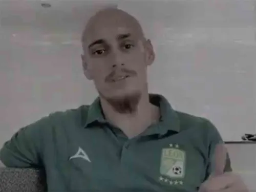León toma la cima de la eLiga MX