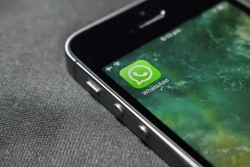 WhatsApp ahora permite borrar mensajes, pero sólo durante 5 minutos