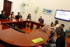 Durante administración SEDIF entregó en adopción a 14 menores con discapacidades