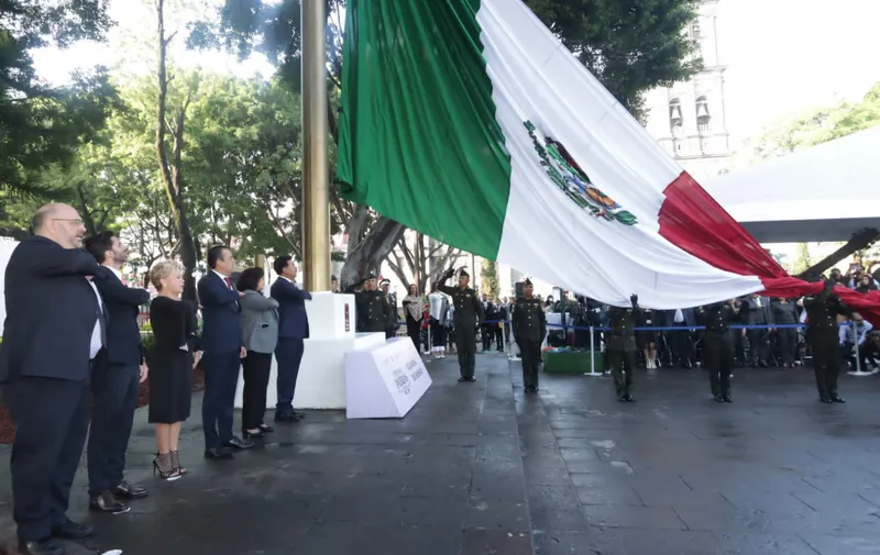 ceremonia-bandera-bando-solemne-fiestas-patrias
