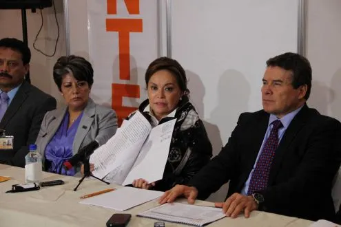Ahora sí, Gordillo, dice que defenderá derechos de maestros