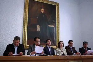 Congreso en parálisis por ausencias de suplentes