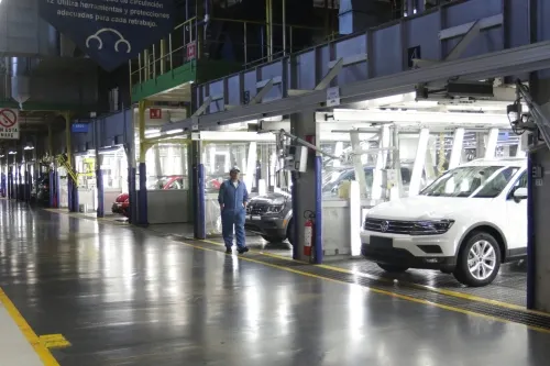 SITIAVW logra aumento salarial del 6.58%