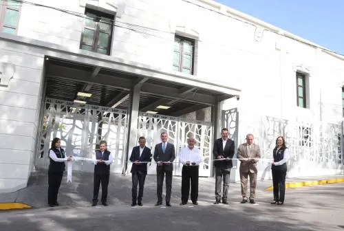 Tony Gali inaugura la ampliación del IAP