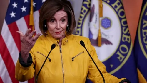 Pelosi le aplica un “espera un poco” a Batres en una carta sobre el T-MEC