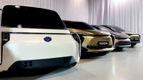 Toyota busca que la mitad de sus ventas en 2025 sean por autos eléctricos