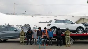 Detienen a cuatro hombres por presunto robo de vehículo en la zona norte de Puebla; aseguran dos camionetas