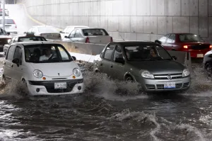 Tormenta en Puebla deja inundaciones en bulevares