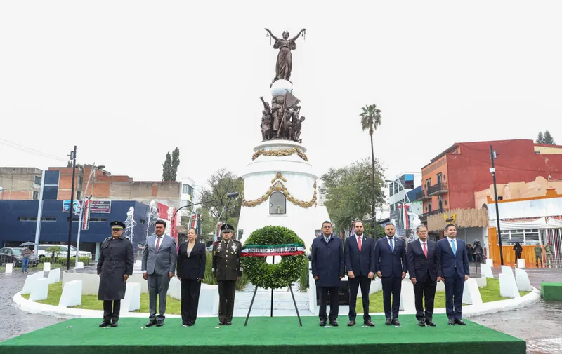 Gobernador de Puebla resalta el legado de héroes patrios en el 203 aniversario de la Consumación de la Independencia de México