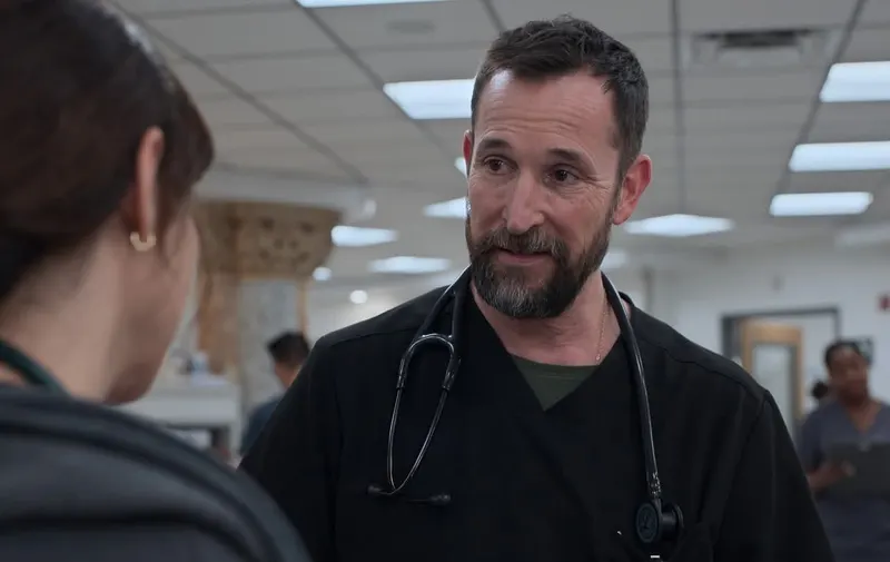 Noah Wyle es elegido el hombre más sexy del mundo en 2026 por People
