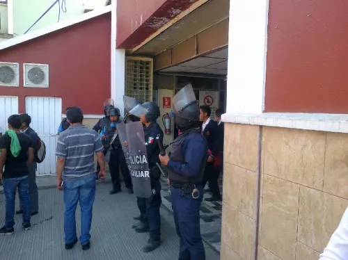 Policía de Teziutlán solo se dedica a cuidar a su jefe, por estar amenazado por el crimen organizado