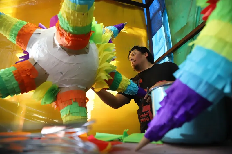 piñatas