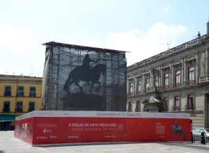 El INAH recibe El Caballito para su restauración