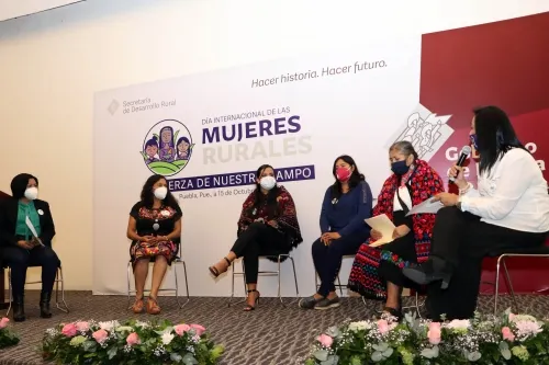 Las mujeres rurales en Puebla estamos haciendo historia y futuro: Altamirano