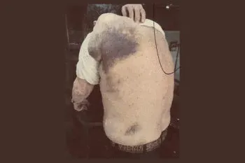 Papá empresario molido a golpes por hijo empresario (Dos poblanos, dos)