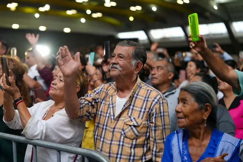 sheinbaum-asamblea-informativa-centro-expositor-pue