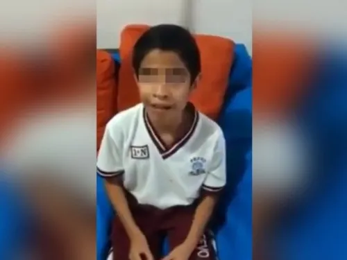 VIDEO: Le roban dinero y lo golpean; a niño ciego lo bullean y maestros lo permiten