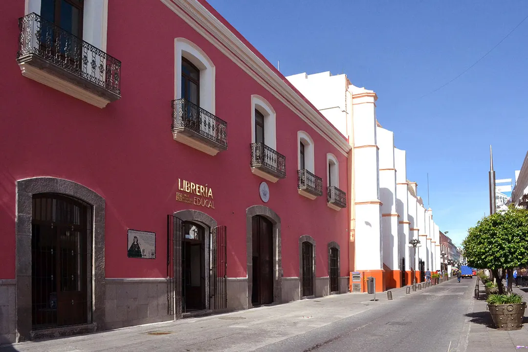 Buap Casa Del Libro Gilberto Bosques Saldivar