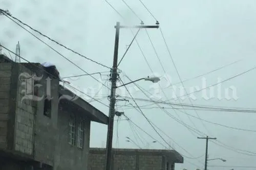 Se electrocuta joven en Balcones del Sur