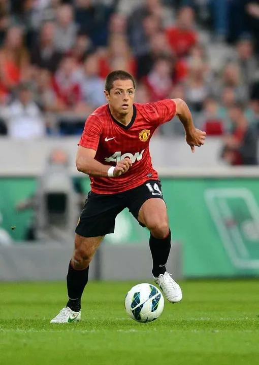 Continúan rumores de que la Fiore quiere al Chicharito