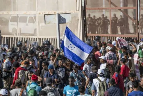 Atendidas dos mil 765 migrantes en módulos de la Secretaría del Trabajo