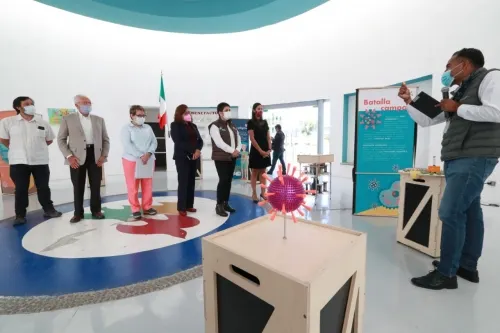 Instalan SEDIF y Educación planetario móvil y vehículo de la ciencia en casas de asistencia