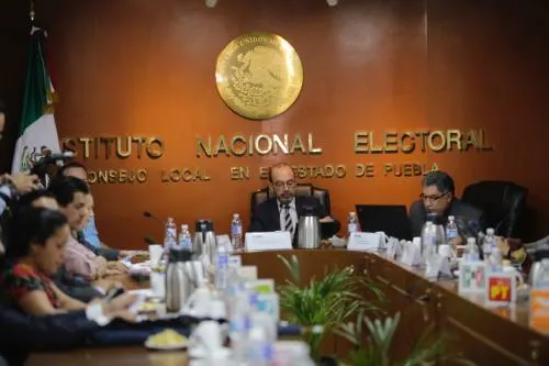 INE aprueba la realización de dos debates entre los candidatos al Senado de la República