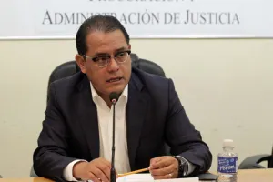 Denuncian saqueos en ayuntamientos; serán reportados a la ASE