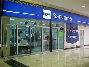 Dólar cuesta 18.52 pesos en ventanillas bancarias
