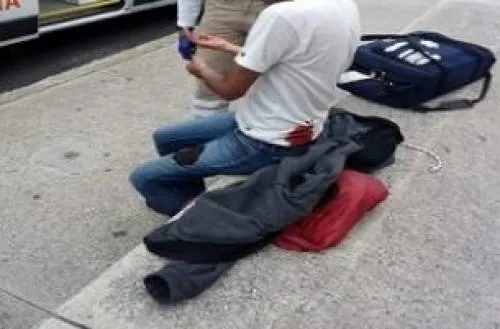 Apuñalan a joven al salir de su Servicio Militar