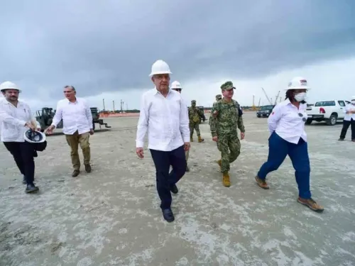 Pese a pandemia avanza obra en Dos Bocas: López Obrador