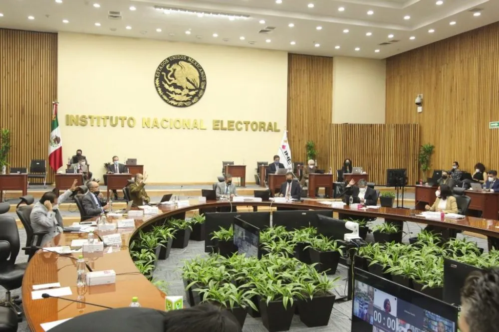 Realizará INE consulta indígena sobre autoadscripción