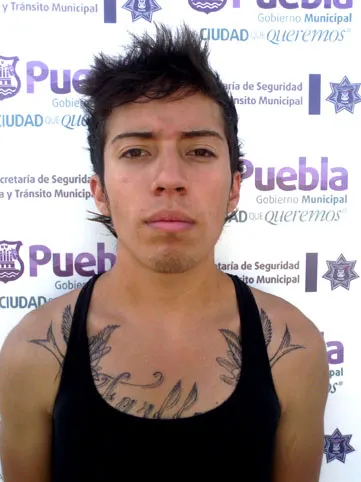 Policía municipal de Puebla aseguró a sujeto que habría atracado a una mujer