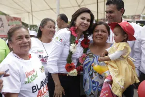 La pobreza no distingue colores partidistas, subraya Alcalá en Serdán