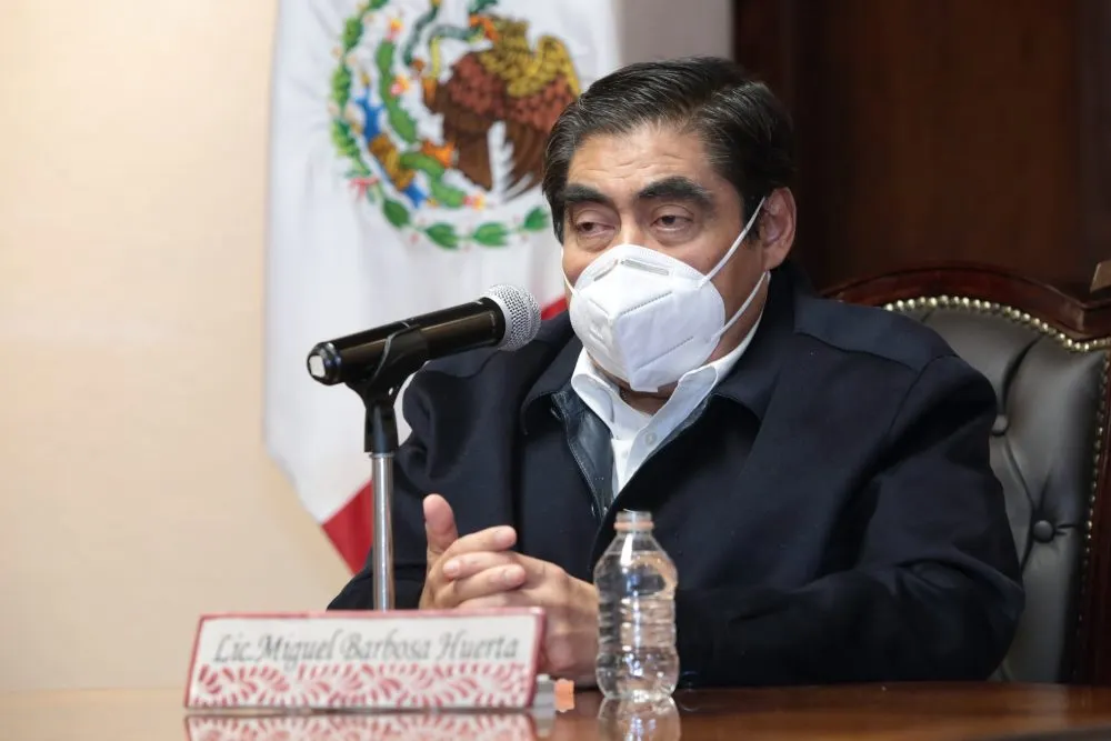 Generan “inequidad” quienes busquen reelegirse sin pedir licencia: MBH