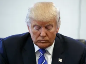 A un día del debate, Trump se disculpa de declaraciones sexistas