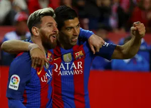 Suárez y Messi acercaron al Barcelona a la final de Copa del Rey al vencer 2-1 al Atlético de M