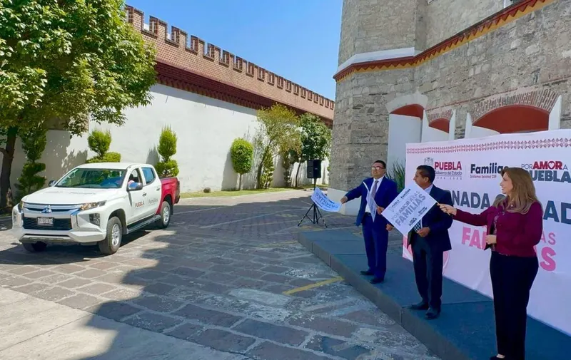 sedif-pue-camionetas-delegados