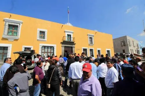 Gobierno no cede a presiones de paro de concesionarios y no autoriza incremento a tarifa