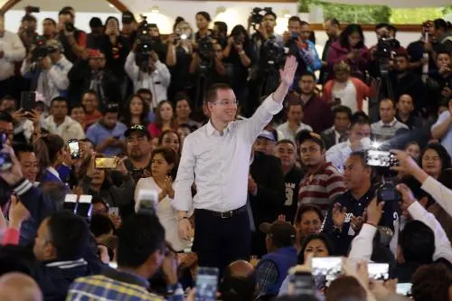 Anaya declara que los poblanos conocerán a un presidente comprometido con la entidad