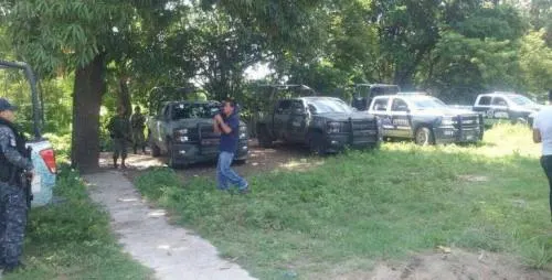 Encuentran 6 cuerpos en fosa clandestina en Acapulco, Guerrero