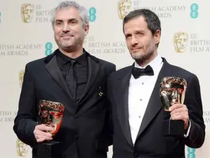 Alfonso Cuarón brilla en entrega de premios al cine en GB