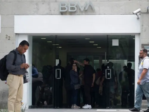 ¡No lo olvides! Este lunes estarán cerrados los bancos