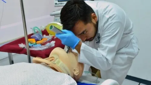 Gobierno Estatal construirá en agosto de 2020 la Universidad de la Salud: Barbosa