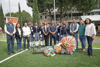 Omar Muñoz entrega nuevos espacios deportivos para estudiantes de la Secundaria Quetzalcóatl en Sanctorum