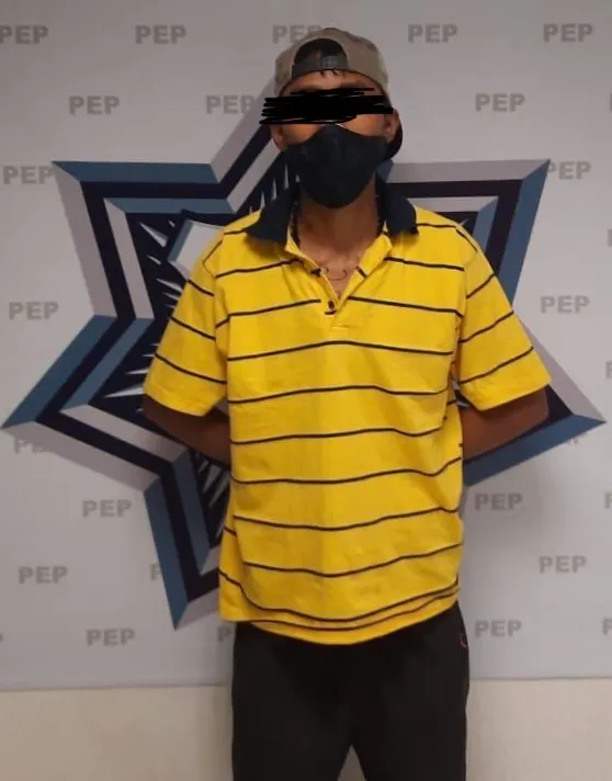 Escapa detenido, en manos de policías estatales