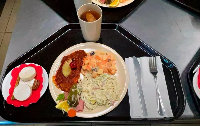 dormitorio-municipal-cena-navidena